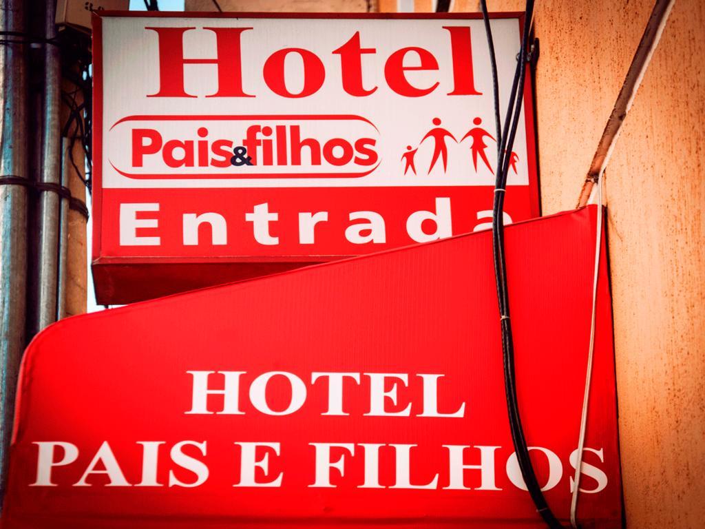 Hotel Pais E Filhos Сан-Жуан-дел-Рей Екстер'єр фото